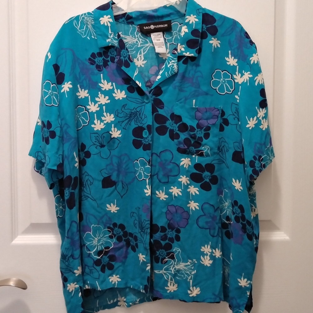 2/$20😸blue hawiian button down blouse